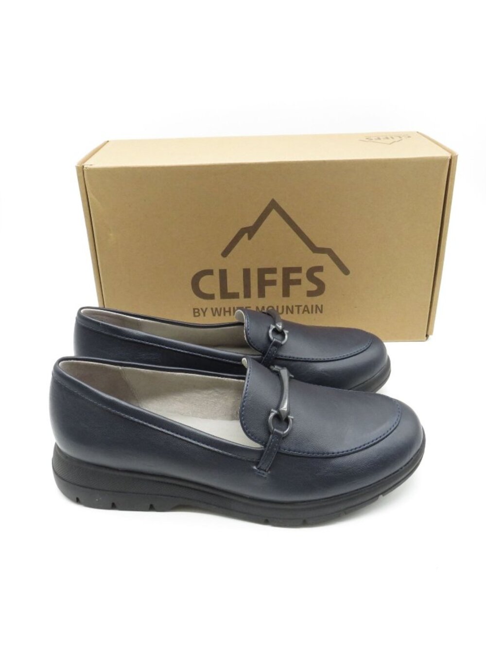 Cliffs By White Mountain Womens Navy Smooth Loafers Size 6M NEW